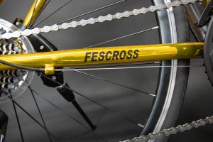 FESCROSS_GOLD _ズームアップカット(4)